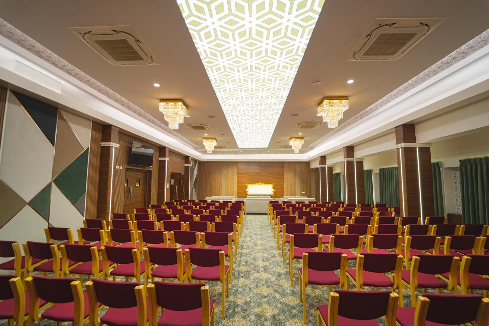 Highland Hotel Bangalore Exterior foto
